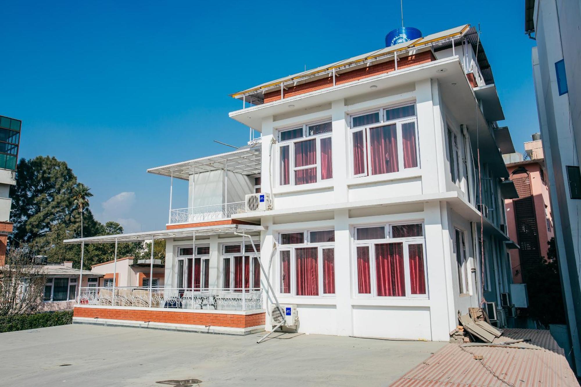 Oyo 11474 Gangaur Regency Boutique Hotel Kathmandu Ngoại thất bức ảnh
